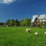 Izydor, Widok Na Tatry, Pyszne Posilki *