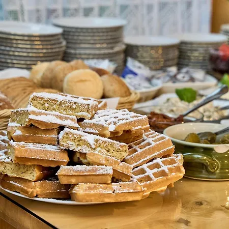 Izydor, Widok Na Tatry, Pyszne Posilki