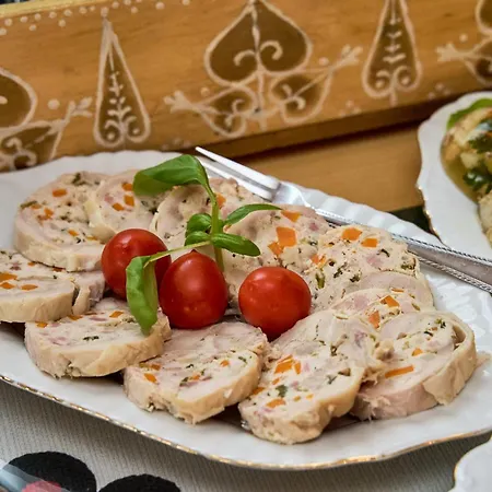 Izydor, Widok Na Tatry, Pyszne Posilki *